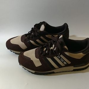 Men's Adidas shoes size 10 1/2